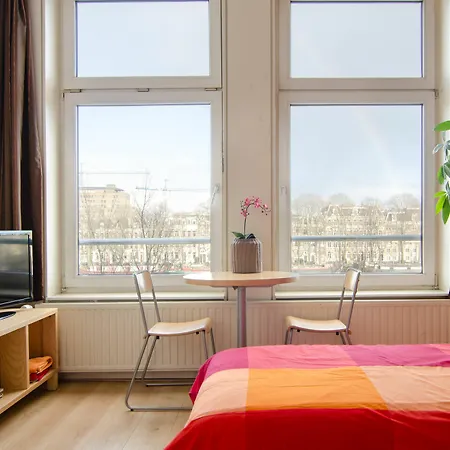 Couette-café Amstel Riverview 2*